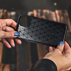 carcasa cool para iphone 12 12 pro carbon negro 1